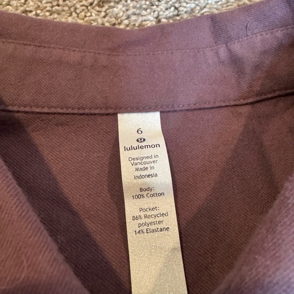 LULULEMON Women’s Shirt size 6 - Picture 3 of 4